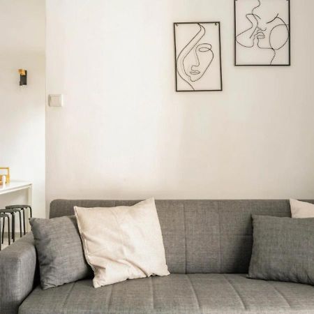 Central 1Br Oasis, Fast Fiber Wifi, Free Parking, Free Netflix With Shelter Χάιφα Εξωτερικό φωτογραφία