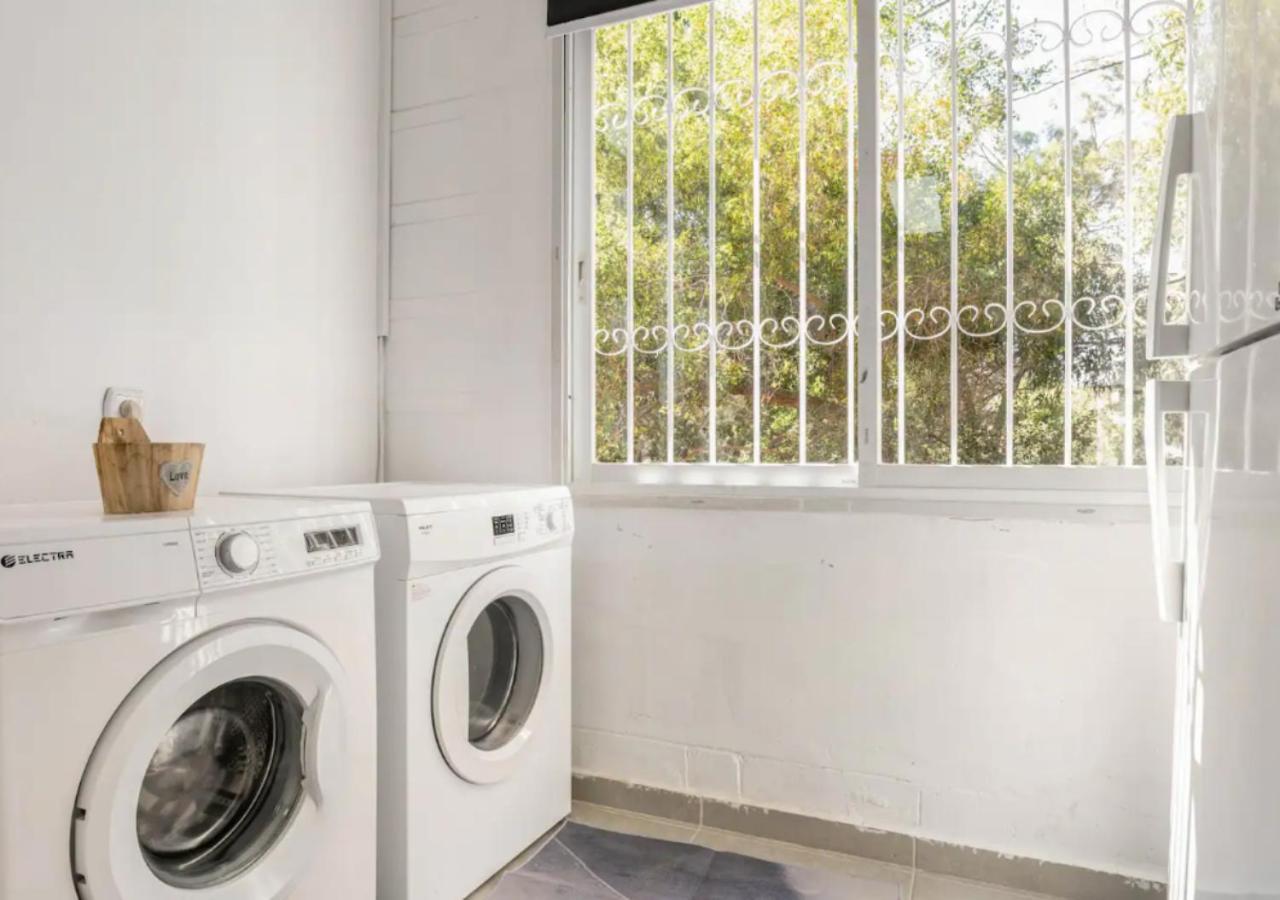 Central 1Br Oasis, Fast Fiber Wifi, Free Parking, Free Netflix With Shelter Χάιφα Εξωτερικό φωτογραφία